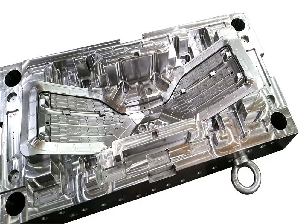 Moulds Embryo Products display